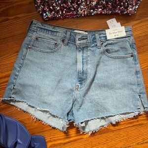 Abercrombie & Fitch High Rise Mom Shorts